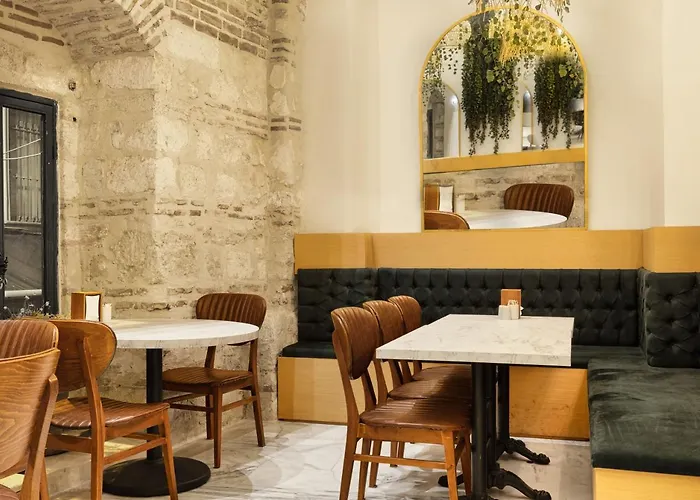 Pera Rasso Hotel